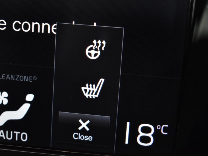 2019 (68) VOLVO V60 2.0 D4 [190] Momentum Pro 5dr Auto 3492945