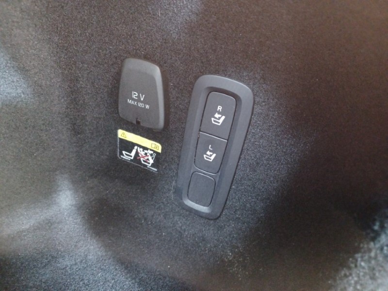 2019 (68) VOLVO V60 2.0 D4 [190] Momentum Pro 5dr Auto 3492925