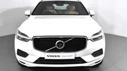 2017 (67) VOLVO XC60 2.0 D4 Momentum 5dr AWD Geartronic 3494235
