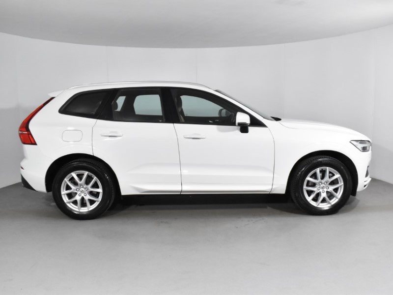 2017 (67) VOLVO XC60 2.0 D4 Momentum 5dr AWD Geartronic 3494233