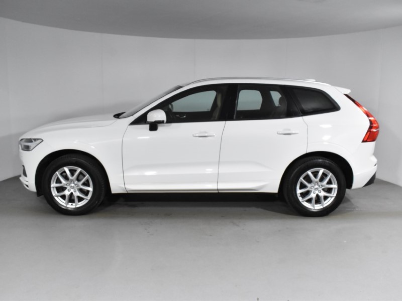 2017 (67) VOLVO XC60 2.0 D4 Momentum 5dr AWD Geartronic 3494238