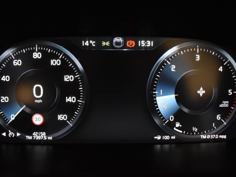 2018 (68) VOLVO V60 2.0 D3 Momentum 5dr 3501252