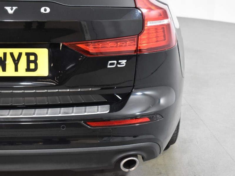 2018 (68) VOLVO V60 2.0 D3 Momentum 5dr 3501266