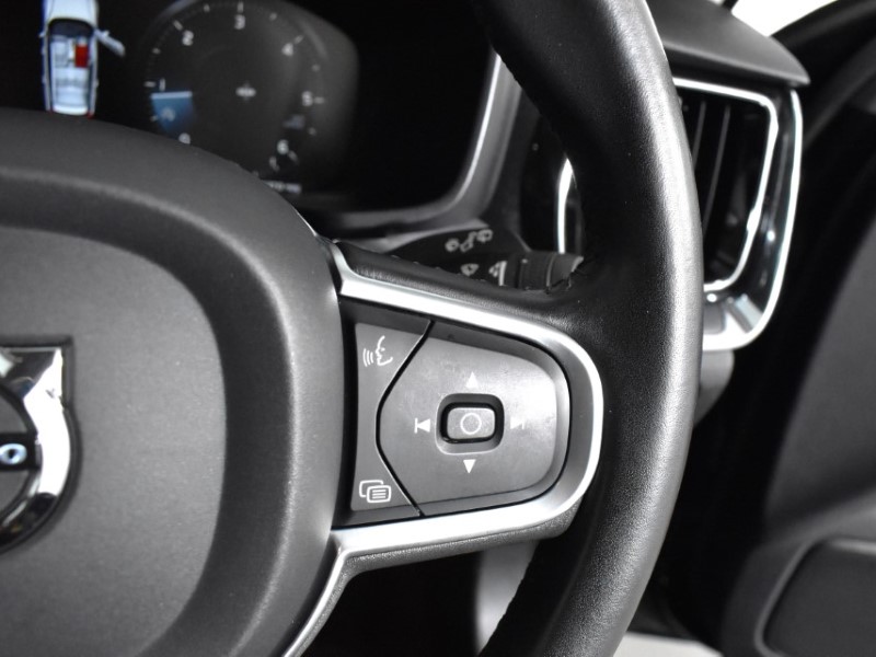 2018 (68) VOLVO V60 2.0 D3 Momentum 5dr 3501263