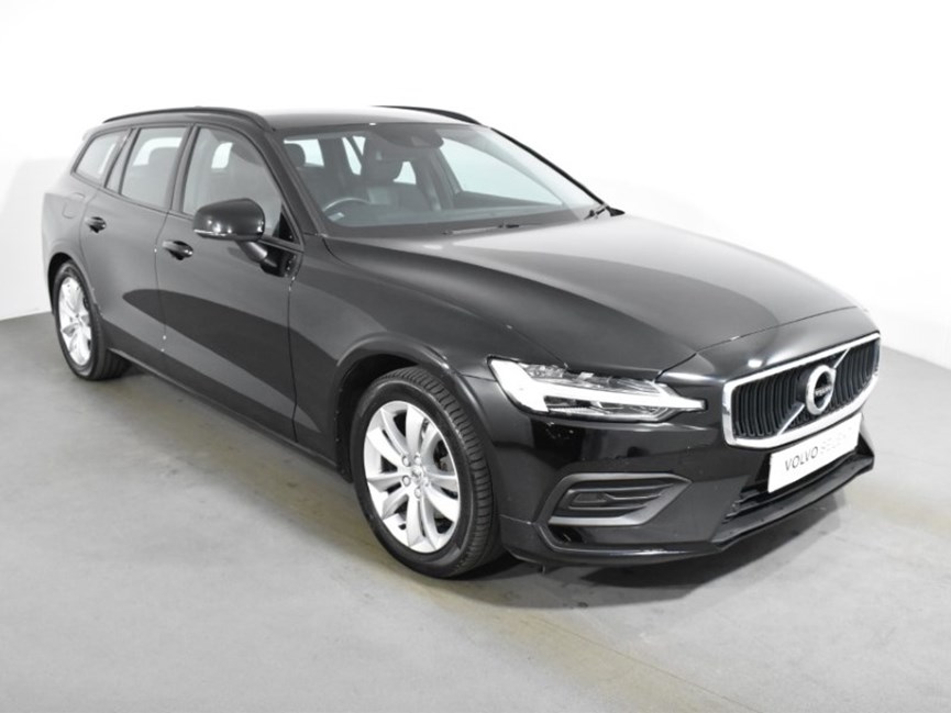 2018 (68) VOLVO V60 2.0 D3 Momentum 5dr