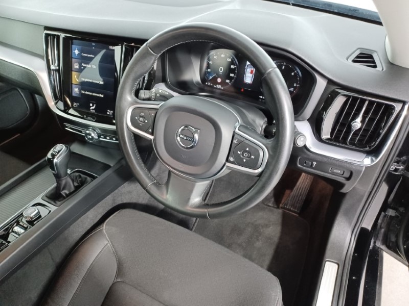 2018 (68) VOLVO V60 2.0 D3 Momentum 5dr 3501237