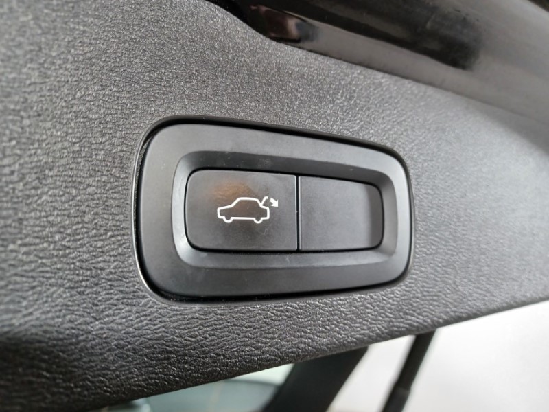 2018 (68) VOLVO V60 2.0 D3 Momentum 5dr 3501243