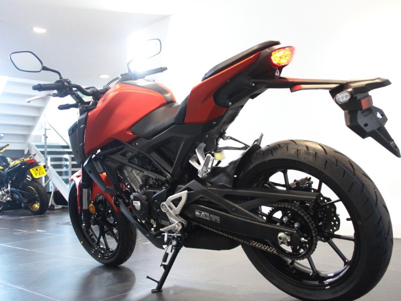  Honda CB125R 5318163