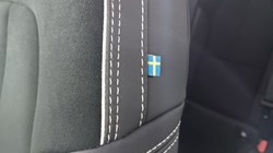 2023 (73) VOLVO XC40 2.0 B4P Ultimate Dark 5dr Auto 3503911