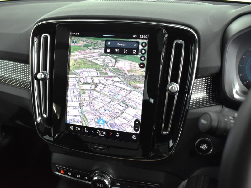 2023 (73) VOLVO XC40 2.0 B4P Ultimate Dark 5dr Auto 3503916