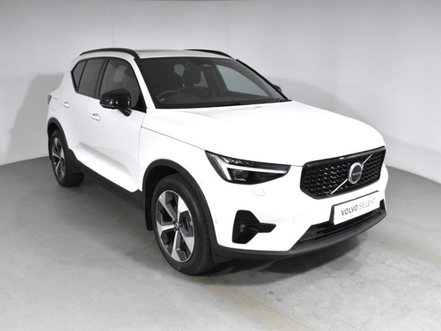 2023 (73) VOLVO XC40 2.0 B4P Ultimate Dark 5dr Auto