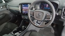 2023 (73) VOLVO XC40 2.0 B4P Ultimate Dark 5dr Auto 3503894