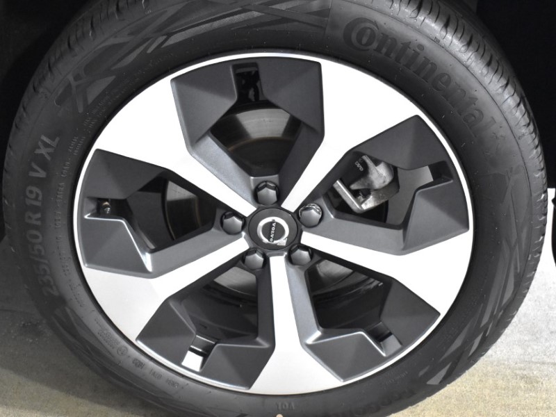 2023 (73) VOLVO XC40 2.0 B4P Ultimate Dark 5dr Auto 3503930