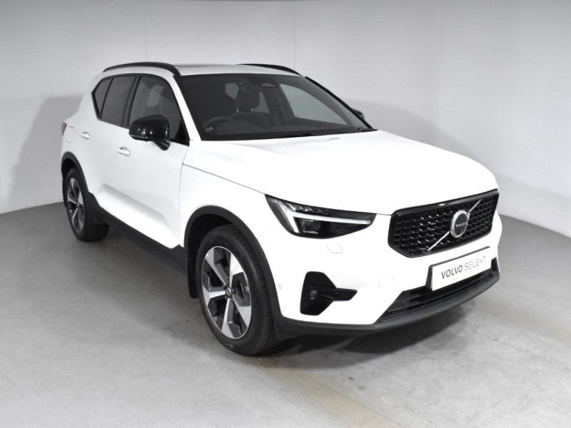 2023 (73) VOLVO XC40 2.0 B4P Ultimate Dark 5dr Auto 3503892