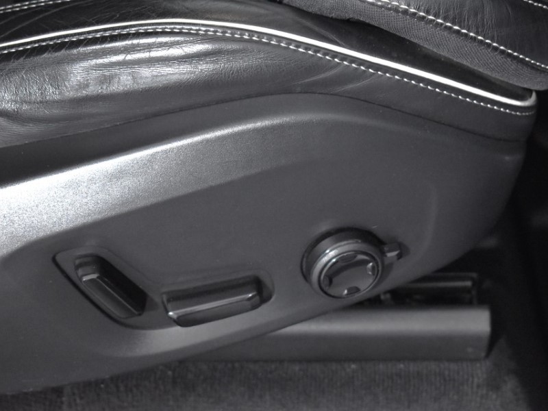 2018 (18) VOLVO XC90 2.0 D5 PowerPulse R DESIGN Pro 5dr AWD Geartronic 3509295