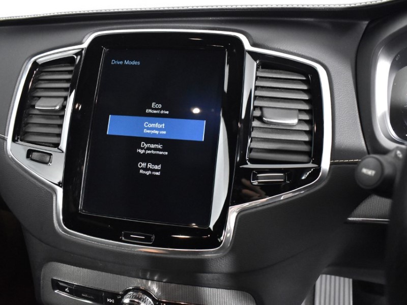 2018 (18) VOLVO XC90 2.0 D5 PowerPulse R DESIGN Pro 5dr AWD Geartronic 3509287