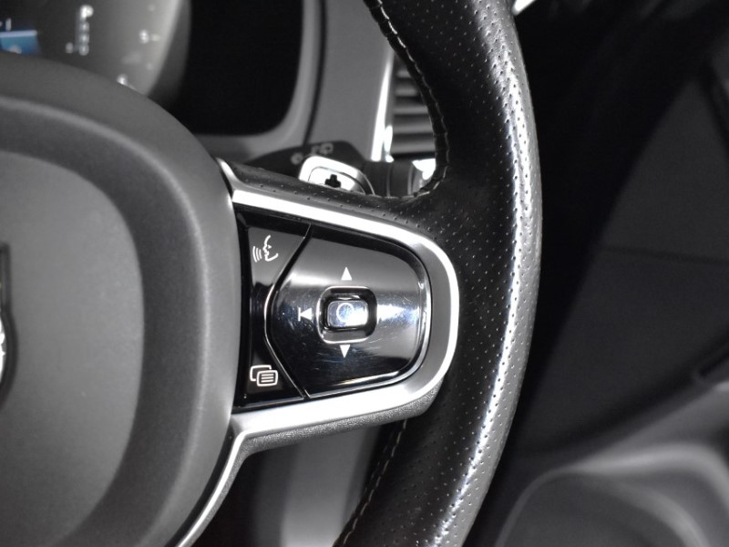 2018 (18) VOLVO XC90 2.0 D5 PowerPulse R DESIGN Pro 5dr AWD Geartronic 3509294