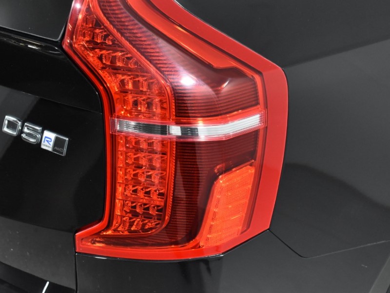 2018 (18) VOLVO XC90 2.0 D5 PowerPulse R DESIGN Pro 5dr AWD Geartronic 3509301