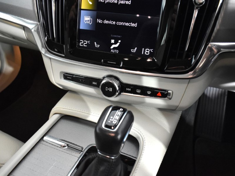 2019 (69) VOLVO V90 2.0 D4 Cross Country Pro 5dr AWD Geartronic 3507272