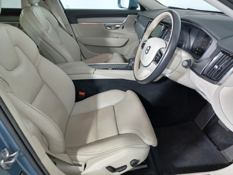 2019 (69) VOLVO V90 2.0 D4 Cross Country Pro 5dr AWD Geartronic 3507239