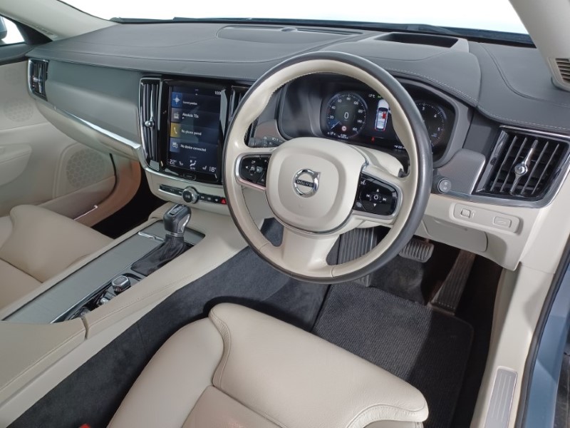 2019 (69) VOLVO V90 2.0 D4 Cross Country Pro 5dr AWD Geartronic 3507238