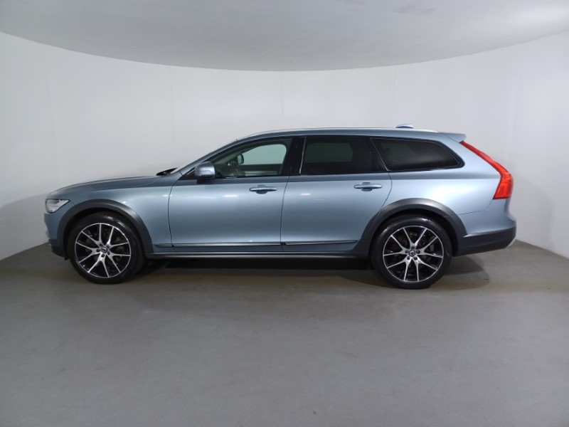 2019 (69) VOLVO V90 2.0 D4 Cross Country Pro 5dr AWD Geartronic 3507237