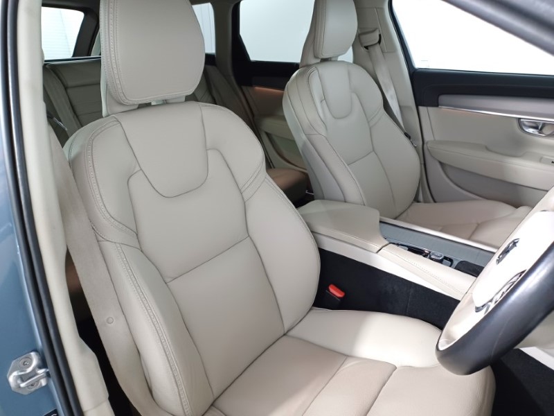 2019 (69) VOLVO V90 2.0 D4 Cross Country Pro 5dr AWD Geartronic 3507240