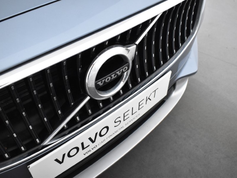 2019 (69) VOLVO V90 2.0 D4 Cross Country Pro 5dr AWD Geartronic 3507288