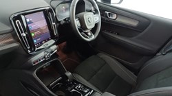 2024 (73) VOLVO XC40 2.0 B4P Ultimate Dark 5dr Auto 3541865