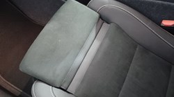 2024 (73) VOLVO XC40 2.0 B4P Ultimate Dark 5dr Auto 3541868