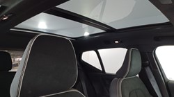 2024 (73) VOLVO XC40 2.0 B4P Ultimate Dark 5dr Auto 3541857