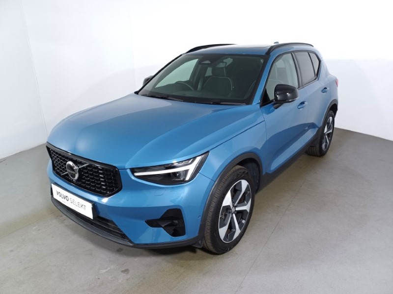 2024 (73) VOLVO XC40 2.0 B4P Ultimate Dark 5dr Auto 3541847