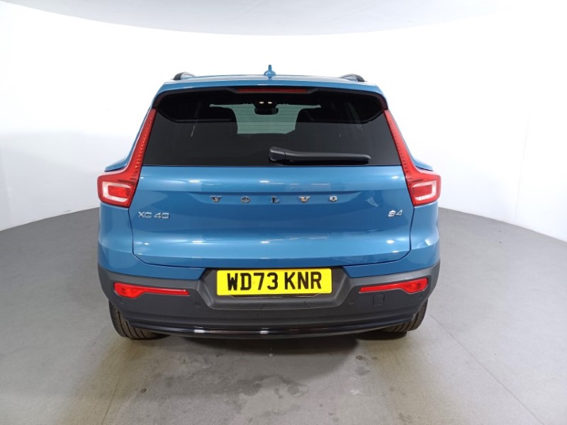 2024 (73) VOLVO XC40 2.0 B4P Ultimate Dark 5dr Auto 3541843
