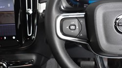 2024 (73) VOLVO XC40 2.0 B4P Ultimate Dark 5dr Auto 3541937