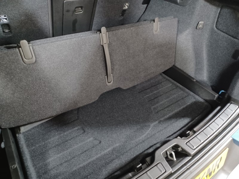 2024 (73) VOLVO XC40 2.0 B4P Ultimate Dark 5dr Auto 3541860