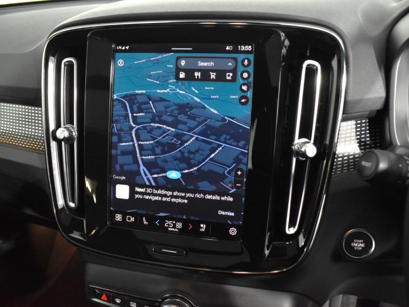 2024 (73) VOLVO XC40 2.0 B4P Ultimate Dark 5dr Auto 3541927