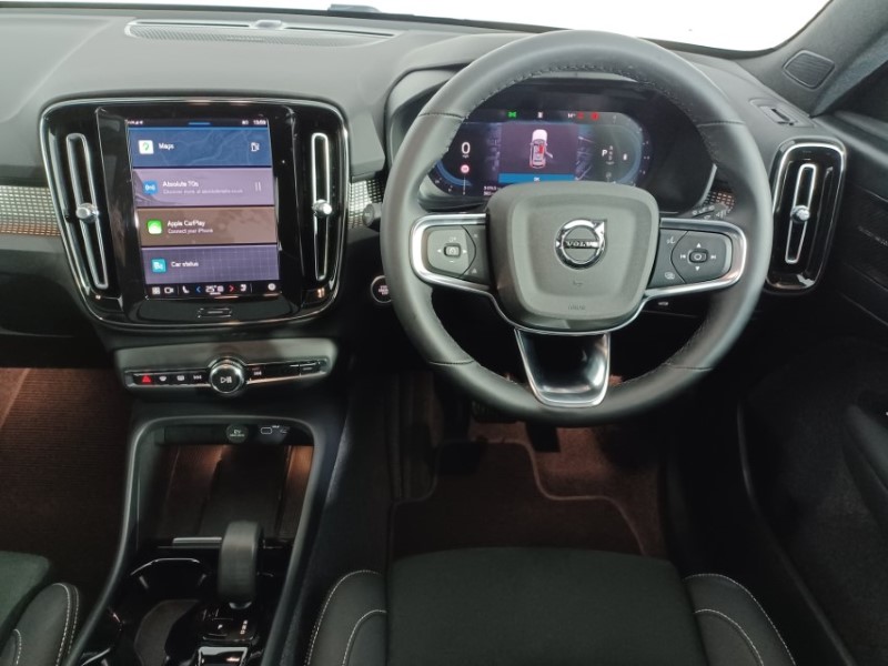 2024 (73) VOLVO XC40 2.0 B4P Ultimate Dark 5dr Auto 3541855