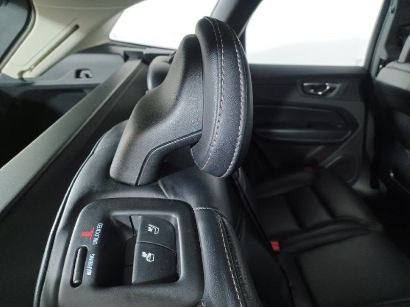 2017 (67) VOLVO XC60 2.0 D4 Inscription 5dr AWD Geartronic 3515718