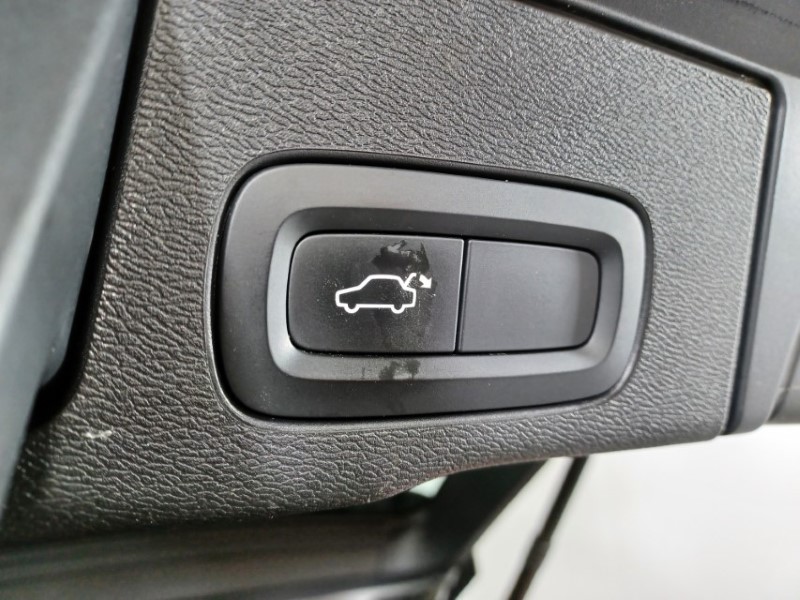 2017 (67) VOLVO XC60 2.0 D4 Inscription 5dr AWD Geartronic 3515725