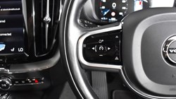 2017 (67) VOLVO XC60 2.0 D4 Inscription 5dr AWD Geartronic 3515748