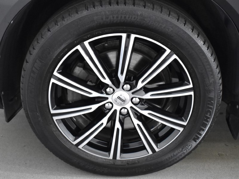 2017 (67) VOLVO XC60 2.0 D4 Inscription 5dr AWD Geartronic 3515753