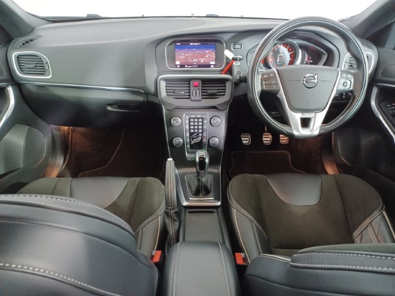 2018 (18) VOLVO V40 T2 [122] R DESIGN Nav Plus 5dr 3553973