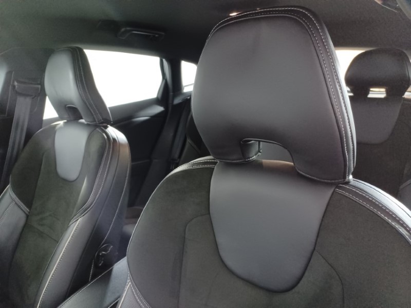 2018 (18) VOLVO V40 T2 [122] R DESIGN Nav Plus 5dr 3553977