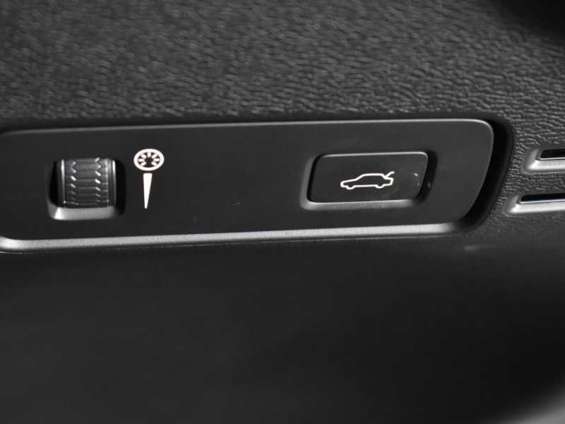 2020 (70) VOLVO XC40 1.5 T3 [163] Inscription 5dr 3514888