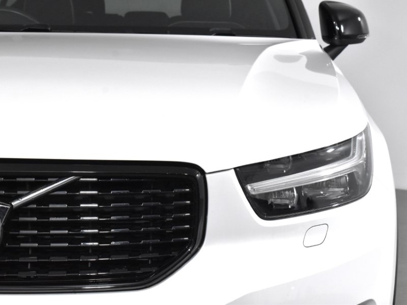 2021 (21) VOLVO XC40 1.5 T3 [163] R DESIGN Pro 5dr 3528021