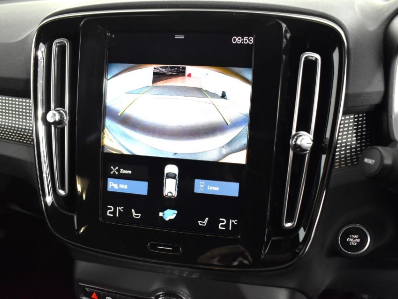 2021 (21) VOLVO XC40 1.5 T3 [163] R DESIGN Pro 5dr 3527997