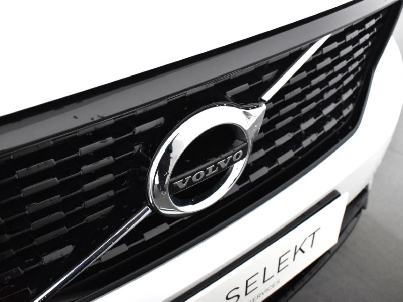 2021 (21) VOLVO XC40 1.5 T3 [163] R DESIGN Pro 5dr 3528018