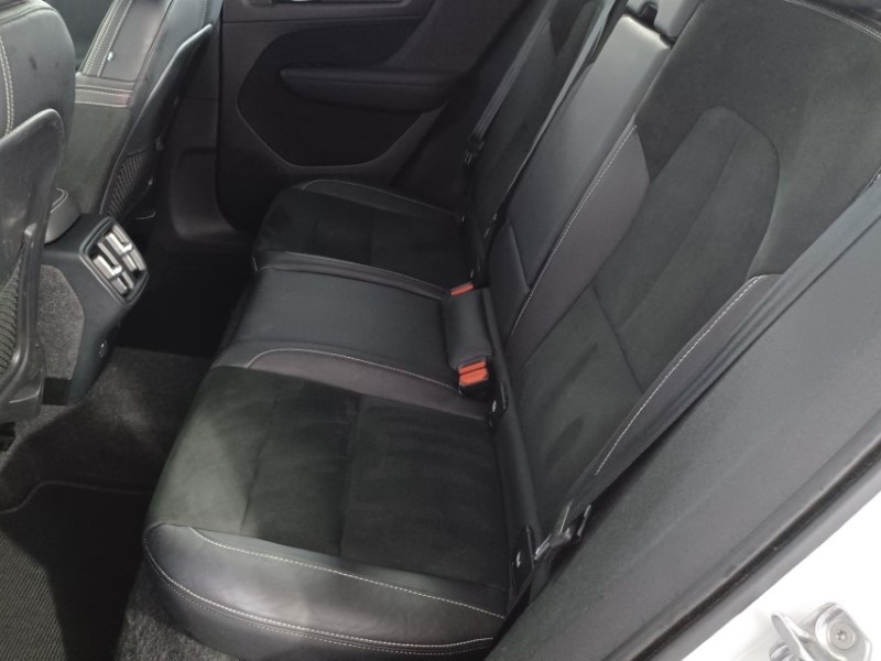 2021 (21) VOLVO XC40 1.5 T3 [163] R DESIGN Pro 5dr 3527987