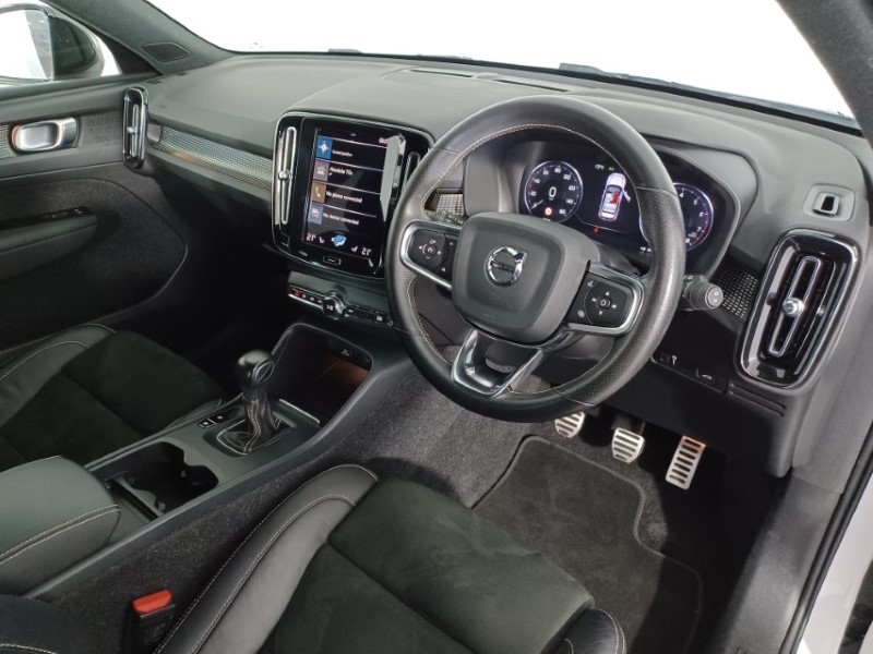 2021 (21) VOLVO XC40 1.5 T3 [163] R DESIGN Pro 5dr 3527973