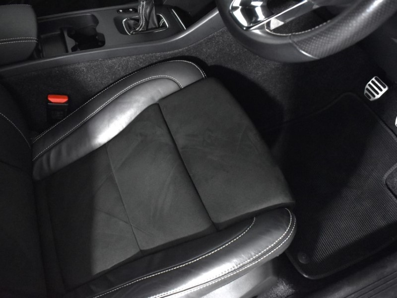 2021 (21) VOLVO XC40 1.5 T3 [163] R DESIGN Pro 5dr 3528007